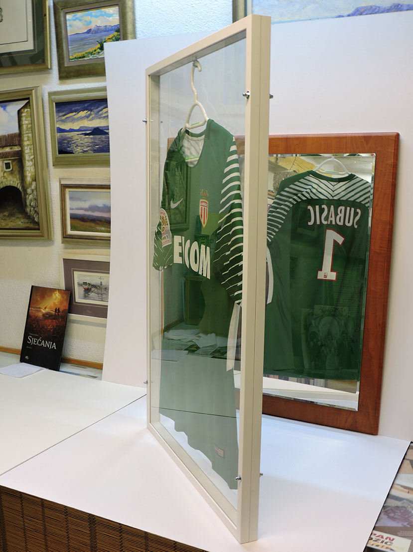 Uokviravanje nogometnih dresova